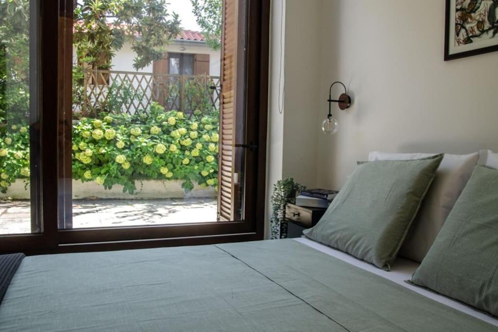 Sirokos House