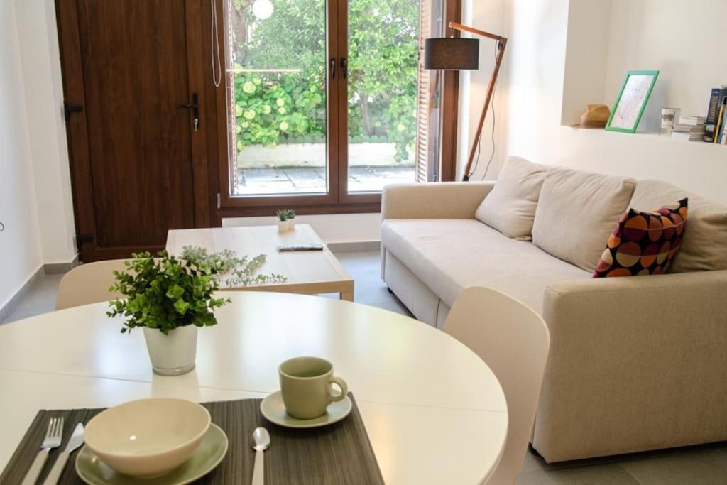 Sirokos House Apartment